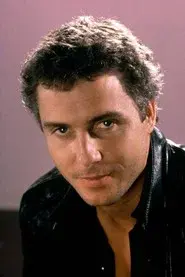 William L. Petersen