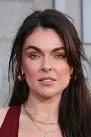 Serinda Swan