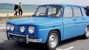 Renault R8
